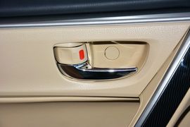 2014款丰田卡罗拉1.6L