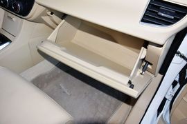 2014款丰田卡罗拉1.6L