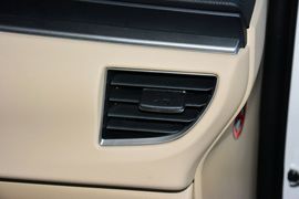2014款丰田卡罗拉1.6L