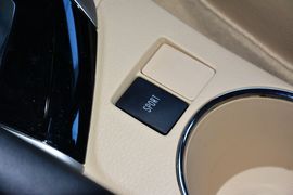 2014款丰田卡罗拉1.6L