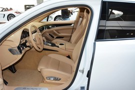 2014款保时捷Panamera