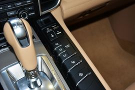 2014款保时捷Panamera