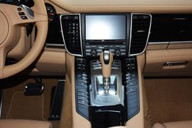 2014款保时捷Panamera
