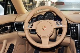 2014款保时捷Panamera