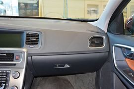 2015款沃尔沃V60