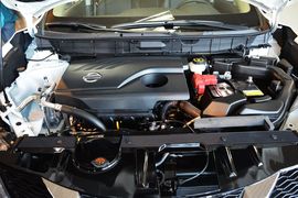 2014款日产奇骏2.0L