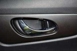 2014款日产奇骏2.0L