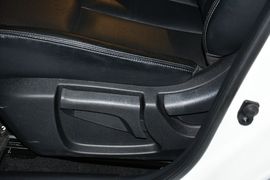 2014款日产奇骏2.0L