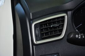 2014款日产奇骏2.0L