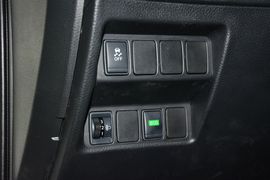 2014款日产奇骏2.0L