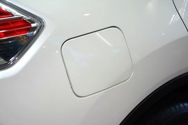 2014款日产奇骏2.0L