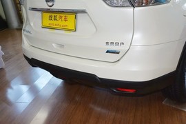 2014款日产奇骏2.0L
