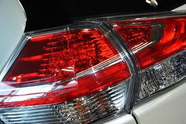 2014款日产奇骏2.0L