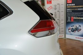 2014款日产奇骏2.0L