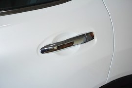 2014款日产奇骏2.0L