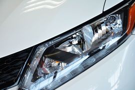 2014款日产奇骏2.0L