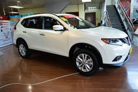 2014款日产奇骏2.0L