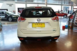 2014款日产奇骏2.0L
