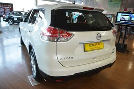 2014款日产奇骏2.0L