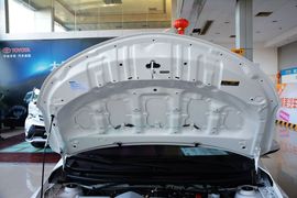 2015款丰田威驰1.5L自动智享星光版