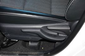 2015款丰田威驰1.5L自动智享星光版
