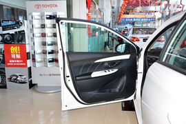 2015款丰田威驰1.5L自动智享星光版