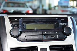 2015款丰田威驰1.5L自动智享星光版