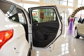 2013款福特翼虎2.0L