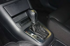 2015款大众途观1.8TSI手自一体四驱舒适版