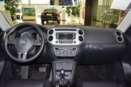2015款大众途观1.8TSI手自一体四驱舒适版