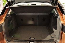 2015款路虎揽胜极光2.0T