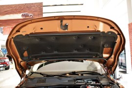 2015款路虎揽胜极光2.0T