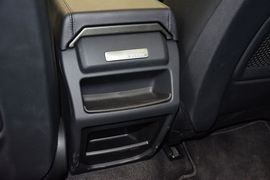 2015款路虎揽胜极光2.0T