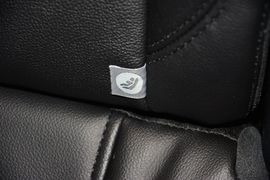 2015款路虎揽胜极光2.0T