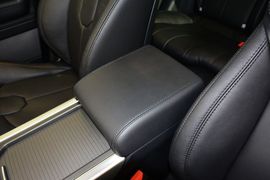 2015款路虎揽胜极光2.0T