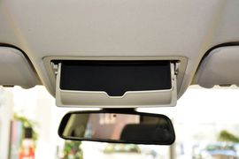 2015款路虎揽胜极光2.0T