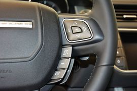 2015款路虎揽胜极光2.0T