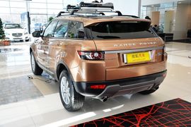 2015款路虎揽胜极光2.0T