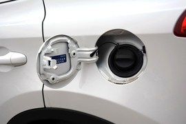 2015款丰田RAV4