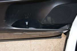 2015款丰田RAV4