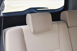 2015款丰田RAV4