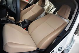 2015款丰田RAV4