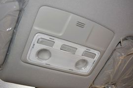 2015款丰田RAV4