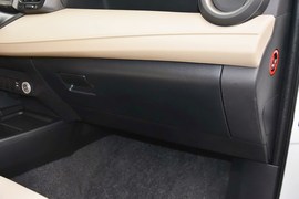 2015款丰田RAV4