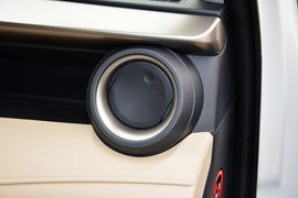 2015款丰田RAV4