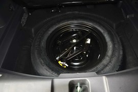 2014款Jeep自由客2.0L运动增强版
