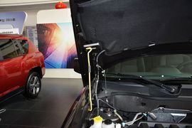 2014款Jeep自由客2.0L运动增强版