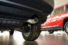 2014款Jeep自由客2.0L运动增强版
