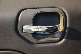 2014款Jeep自由客2.0L运动增强版