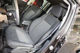 2014款Jeep自由客2.0L运动增强版